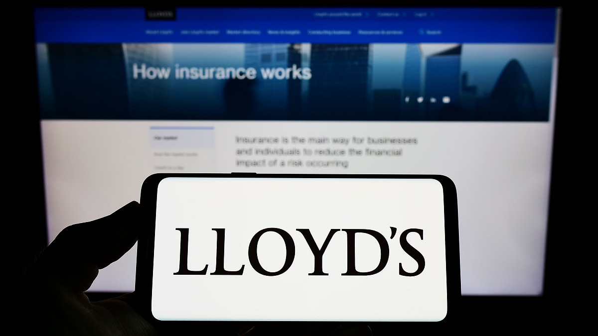 Lloyd's Disability Insurance: Features, Challenges, Solutions, image size:1200x675